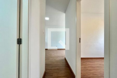 Corredor de apartamento à venda com 3 quartos, 61m² em Vila Santa Catarina, São Paulo