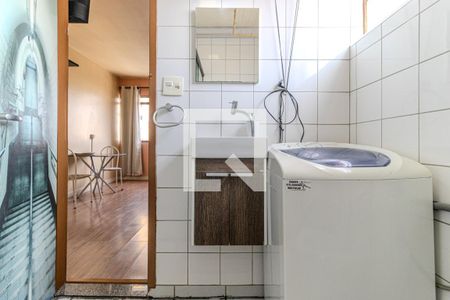 Banheiro de kitnet/studio para alugar com 1 quarto, 32m² em Centro Histórico de São Paulo, São Paulo