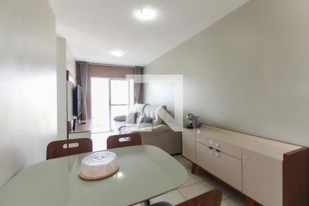 Sala de apartamento à venda com 2 quartos, 52m² em Itaquera, São Paulo