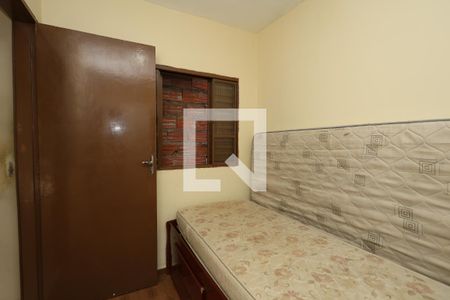 quarto 1 de casa à venda com 3 quartos, 41m² em Parque Regina, São Paulo