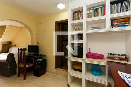 Sala  de casa à venda com 3 quartos, 41m² em Parque Regina, São Paulo