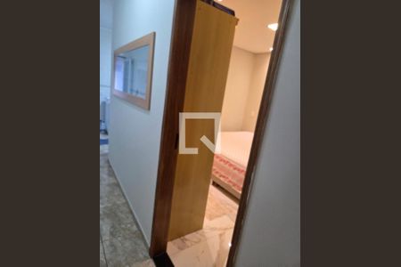 Corredor de casa à venda com 3 quartos, 145m² em Jardim Vila Formosa, São Paulo