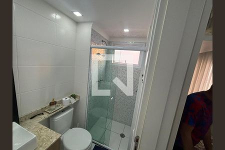 Banheiro de apartamento à venda com 3 quartos, 72m² em Vila Penteado, São Paulo