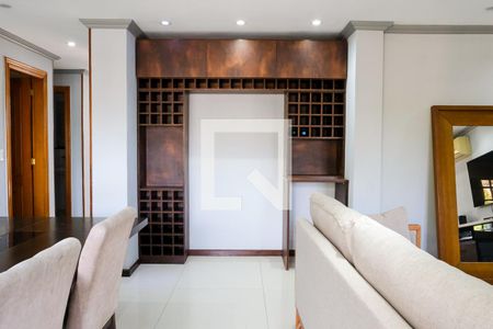 Casa para alugar com 4 quartos, 600m² em Centro, Nova Iguaçu