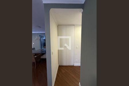 corredor quartos de apartamento para alugar com 2 quartos, 105m² em Higienópolis, São Paulo