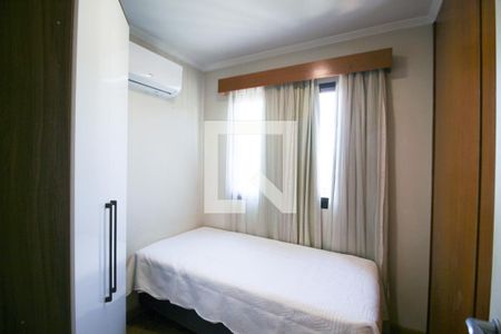 Quarto 2 de apartamento para alugar com 2 quartos, 52m² em Vila Olímpia, São Paulo