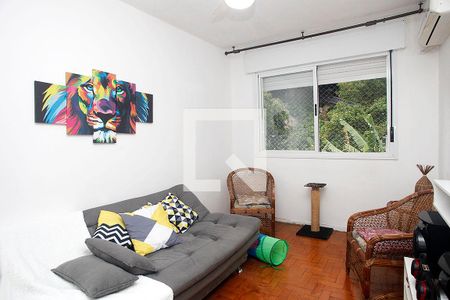 Sala de apartamento à venda com 3 quartos, 76m² em Rio Branco, Porto Alegre