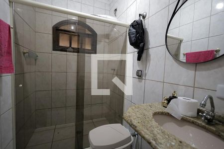 Banheiro de casa à venda com 3 quartos, 125m² em Parque Gerassi, Santo André