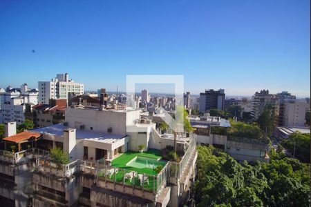 Sala - Vista de apartamento para alugar com 4 quartos, 142m² em Petrópolis, Porto Alegre