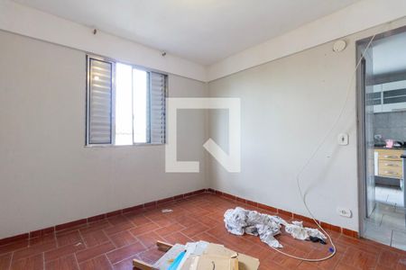 Quarto 2 de apartamento para alugar com 2 quartos, 50m² em Vila Silvia, São Paulo