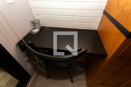 Studio - Mesa de apartamento para alugar com 1 quarto, 75m² em Pinheiros, São Paulo