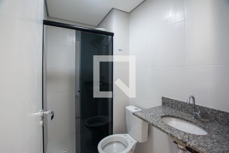STUDIO - BANHEIRO de kitnet/studio para alugar com 1 quarto, 25m² em Butantã, São Paulo