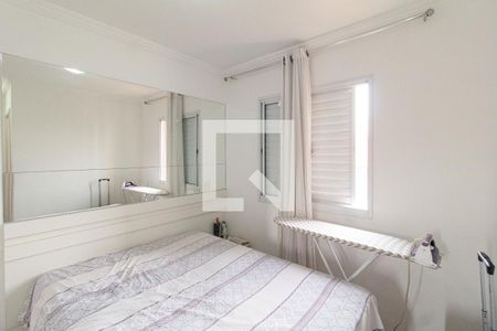 Suíte de apartamento para alugar com 2 quartos, 57m² em Santo Antônio, Osasco
