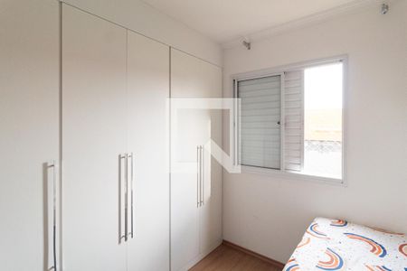 Quarto de apartamento para alugar com 2 quartos, 57m² em Santo Antônio, Osasco