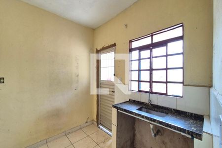 Cozinha  de casa para alugar com 1 quarto, 50m² em Conjunto Habitacional Vida Nova, Campinas