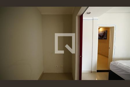 Quarto Suíte de apartamento à venda com 1 quarto, 70m² em Parque Jaçatuba, Santo André