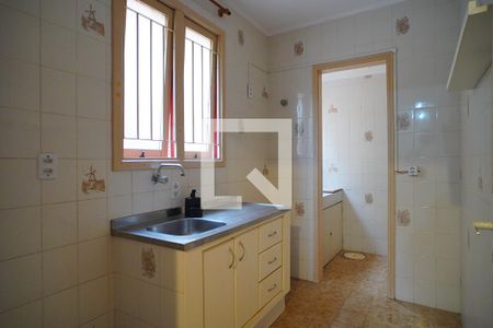 Cozinha  de apartamento para alugar com 1 quarto, 42m² em Vila Ipiranga, Porto Alegre