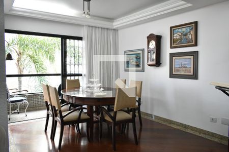 Sala de apartamento para alugar com 3 quartos, 142m² em Chácara Inglesa, São Paulo