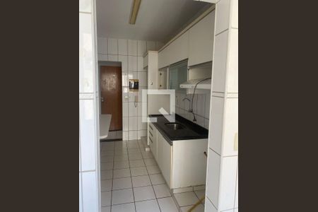 Cozinha de apartamento para alugar com 3 quartos, 70m² em Jardim Goiás, Goiânia
