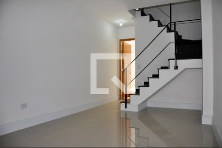 Casa à venda com 3 quartos, 112m² em Vila Albertina, São Paulo