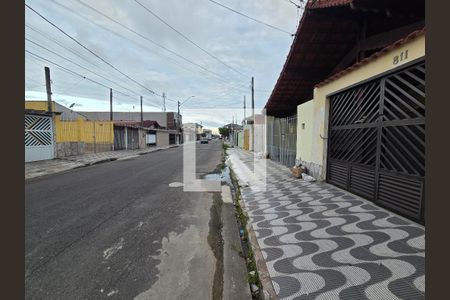 Fachada de casa para alugar com 3 quartos, 144m² em Maracanã, Praia Grande