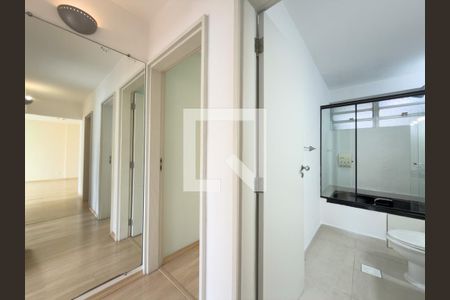 Corredor de apartamento para alugar com 3 quartos, 134m² em Jardim Paulista, São Paulo