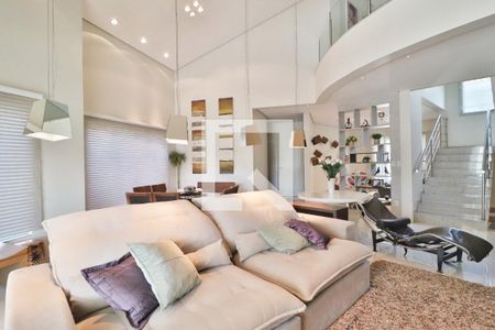 Sala de casa de condomínio para alugar com 4 quartos, 485m² em Aclimação, Uberlândia