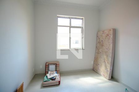 Sala de apartamento para alugar com 2 quartos, 47m² em Olaria, Rio de Janeiro