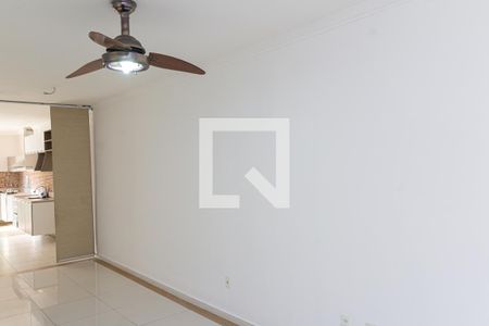 Sala de casa para alugar com 2 quartos, 176m² em Campo Grande, Rio de Janeiro