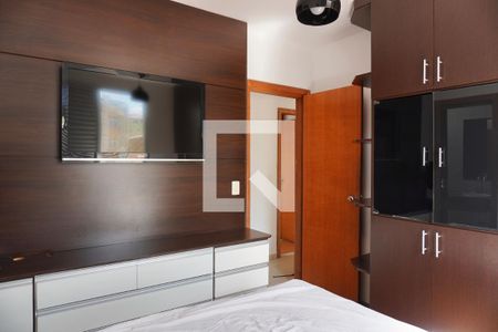Suíte  de apartamento à venda com 2 quartos, 139m² em Sagrada Família, Belo Horizonte