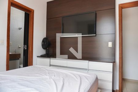 Suíte  de apartamento à venda com 2 quartos, 139m² em Sagrada Família, Belo Horizonte