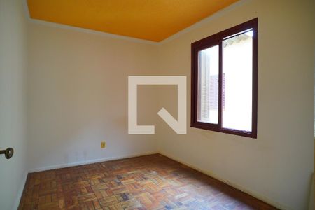 Quarto 2 de apartamento para alugar com 2 quartos, 65m² em Rubem Berta, Porto Alegre