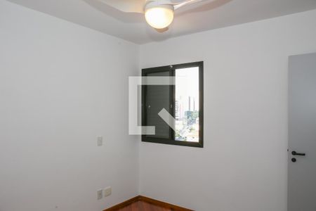 Suíte de apartamento à venda com 3 quartos, 83m² em Vila Ipojuca, São Paulo