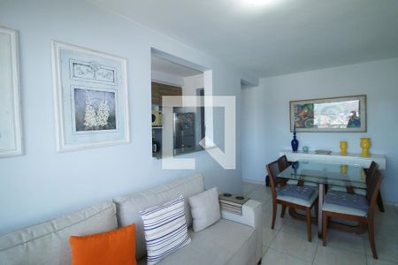 Sala de apartamento à venda com 2 quartos, 48m² em Irajá, Rio de Janeiro