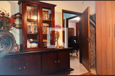 Sala de casa à venda com 3 quartos, 192m² em Jardim Taboao, São Paulo