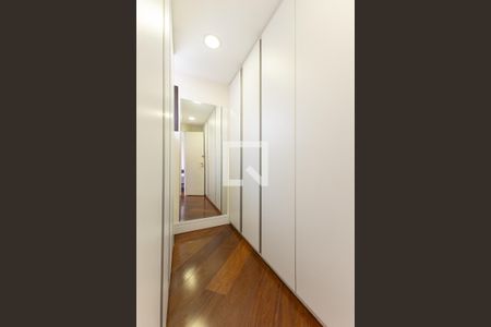 Suíte de apartamento para alugar com 2 quartos, 120m² em Indianópolis, São Paulo