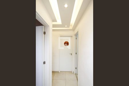 Corredor de apartamento para alugar com 3 quartos, 76m² em Nova Suíça, Belo Horizonte