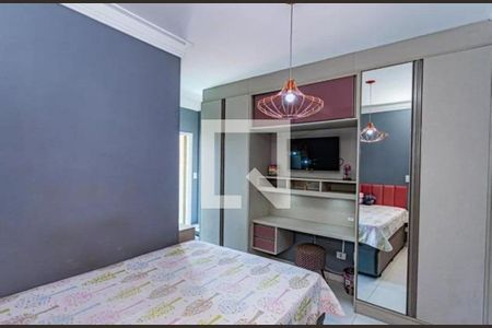 Casa à venda com 3 quartos, 107m² em Vila Pereira Barreto, São Paulo