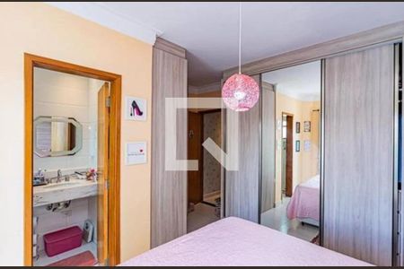 Casa à venda com 3 quartos, 107m² em Vila Pereira Barreto, São Paulo