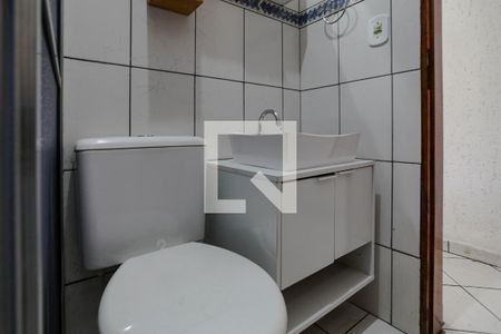 Banheiro de casa de condomínio para alugar com 2 quartos, 60m² em Vila Moraes, Mogi das Cruzes