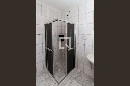 Banheiro da Suíte de casa para alugar com 2 quartos, 55m² em Jardim Modelo, São Paulo