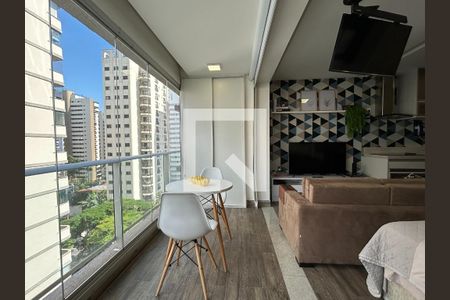 Sala/Quarto de kitnet/studio à venda com 1 quarto, 36m² em Brooklin, São Paulo