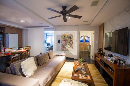 Sala  de casa para alugar com 4 quartos, 400m² em Jardim Santa Rosália, Sorocaba