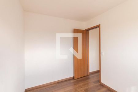 Quarto 1 de apartamento para alugar com 2 quartos, 46m² em Atuba, Curitiba