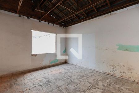 Quarto 2 de casa para alugar com 2 quartos, 150m² em Jardim Cecy, São Paulo