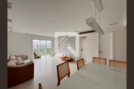Sala de apartamento para alugar com 2 quartos, 116m² em Barra da Tijuca, Rio de Janeiro