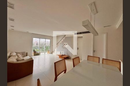 Sala de apartamento para alugar com 2 quartos, 116m² em Barra da Tijuca, Rio de Janeiro