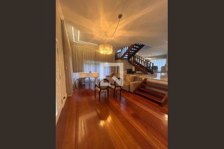 Casa para alugar com 4 quartos, 420m² em Alphaville, Santana de Parnaíba