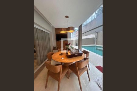 Casa para alugar com 4 quartos, 420m² em Alphaville, Santana de Parnaíba