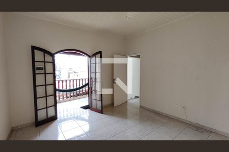 Suíte de casa para alugar com 4 quartos, 209m² em Vila Romanopolis, Ferraz de Vasconcelos